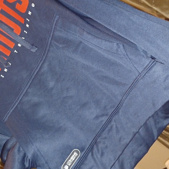 Think XMas 🎄New England Patriots New Hoodie - Picture 4 of 8